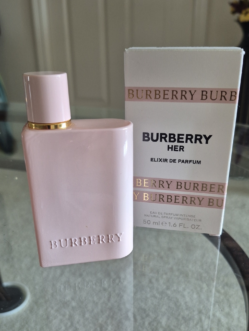 Burberry Her Elixir de Parfum Pink & Gold Bottle